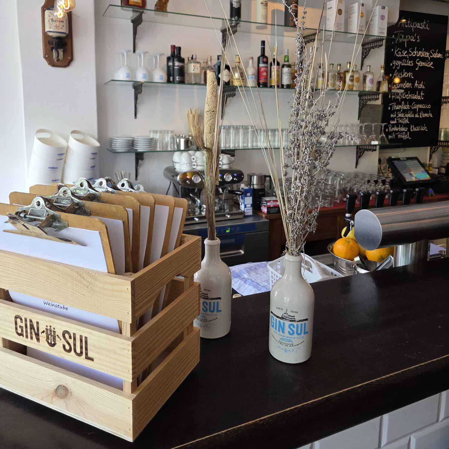 Weinstube Innenansicht in der Domkes Weinstube